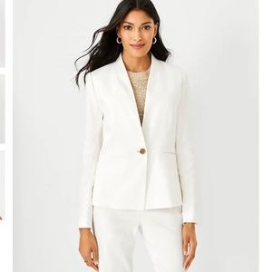 NWT Ann Taylor the Cutaway Blazer in Herringbone Linen Blend (size 6)